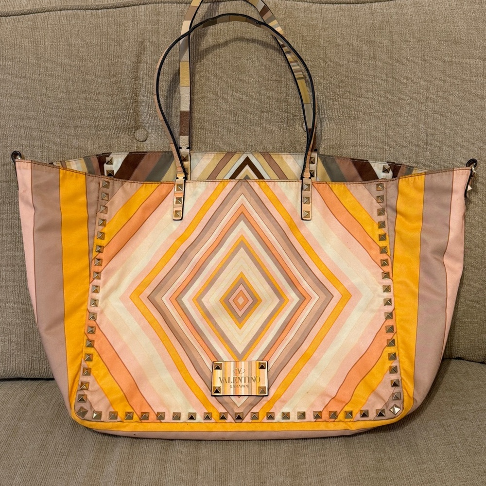 Reversible Valentino Garavani Nylon Rockstud Tote